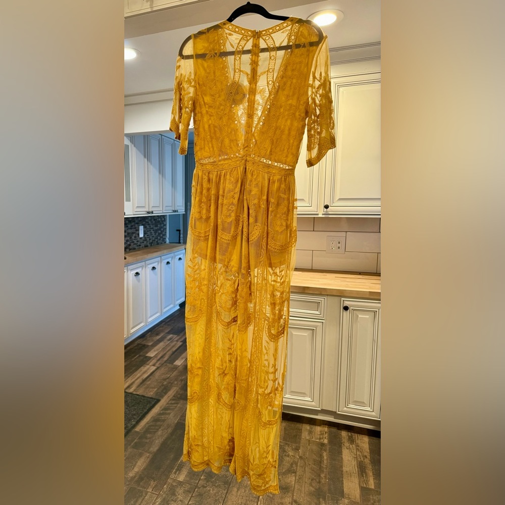 honey punch lace romper dress, size M